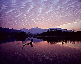 阿卡姆风格 《漫威蜘蛛侠：重制版》过肩视角MOD